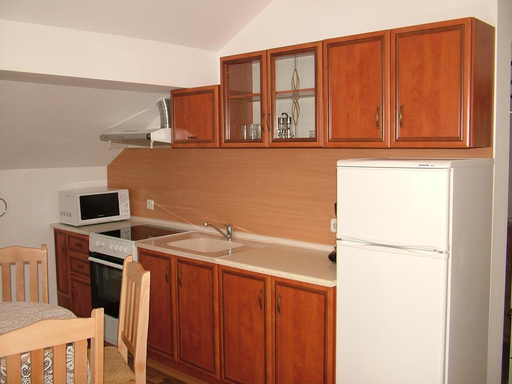 Kisiovi Apartment Dewin Exterior foto
