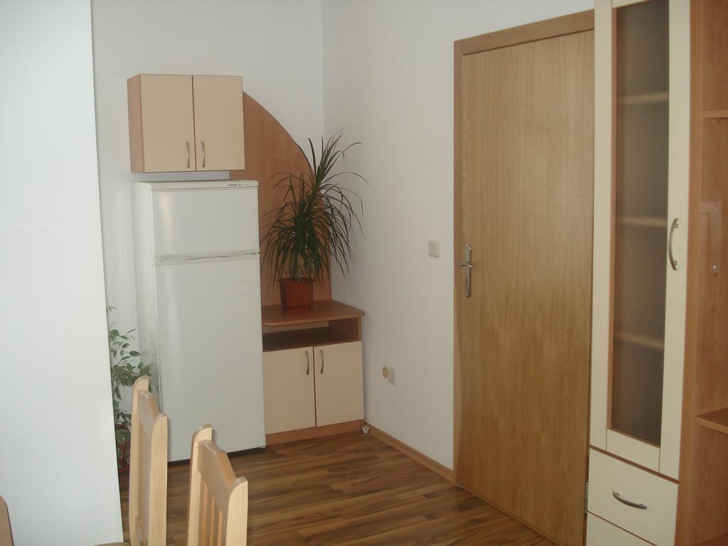 Kisiovi Apartment Dewin Exterior foto